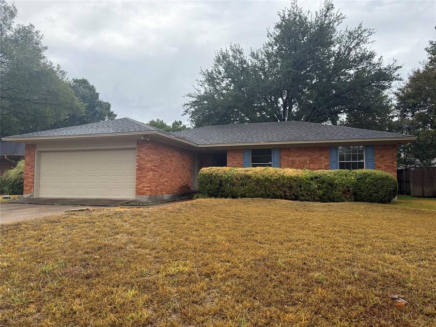 Property photo for 7254 Edgerton Drive, Dallas, TX