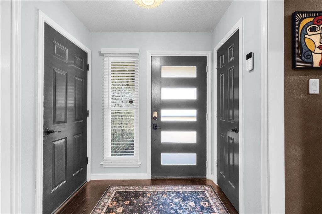 208 Pebblestone Drive, Benbrook, TX 76126 208 Pebblestone Drive, Benbrook, TX 76126
