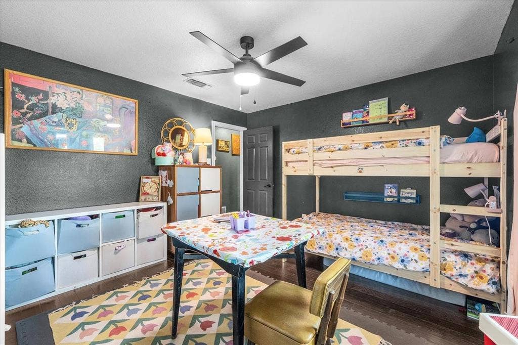 208 Pebblestone Drive, Benbrook, TX 76126 208 Pebblestone Drive, Benbrook, TX 76126