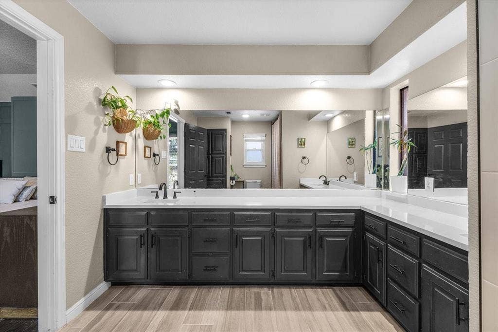 208 Pebblestone Drive, Benbrook, TX 76126 208 Pebblestone Drive, Benbrook, TX 76126