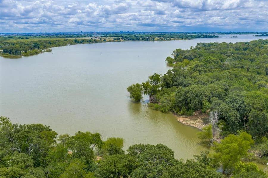 Property photo for 954 Lloyds Road, Little Elm, TX