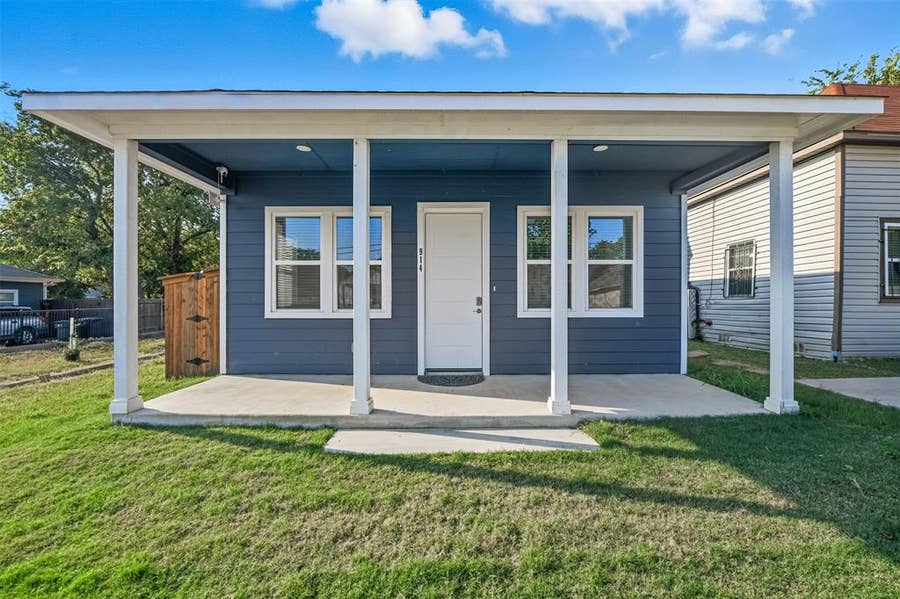 Property photo for 914 E Tucker Street, Fort Worth, TX