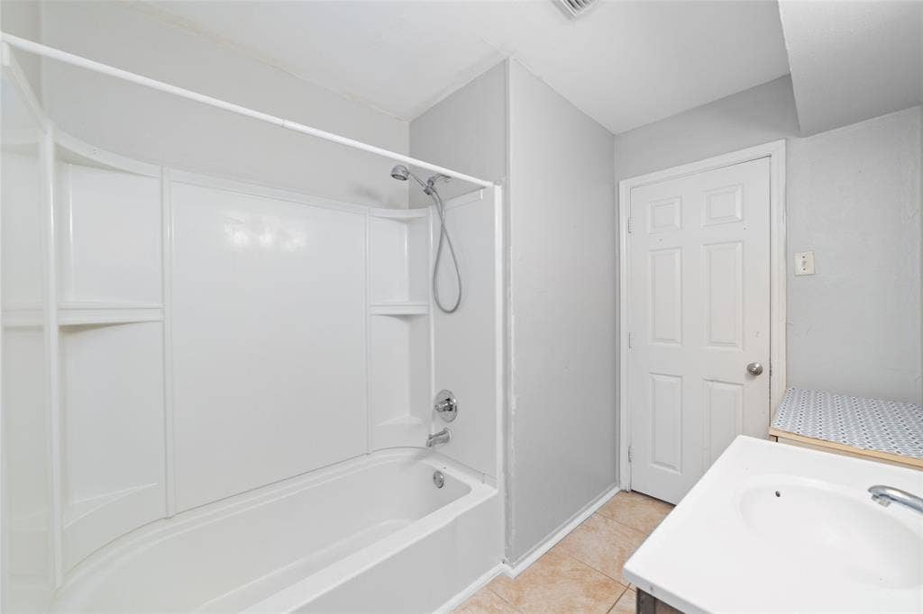 11715 Almeda Genoa Road, Houston, TX 77034 11715 Almeda Genoa Road, Houston, TX 77034