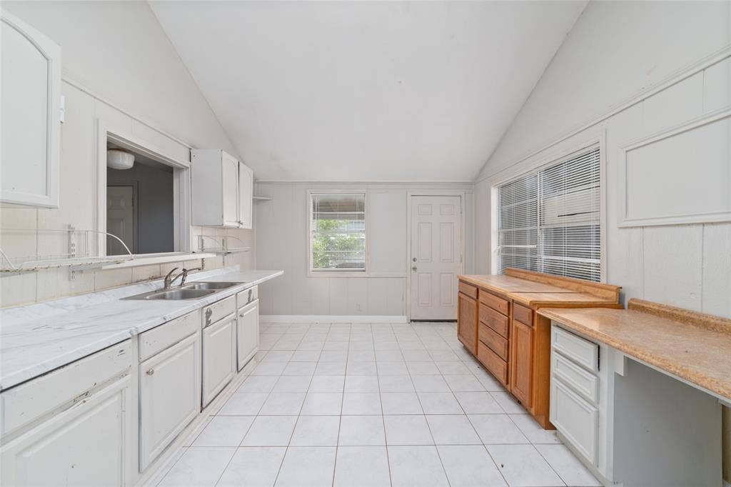 11715 Almeda Genoa Road, Houston, TX 77034 11715 Almeda Genoa Road, Houston, TX 77034