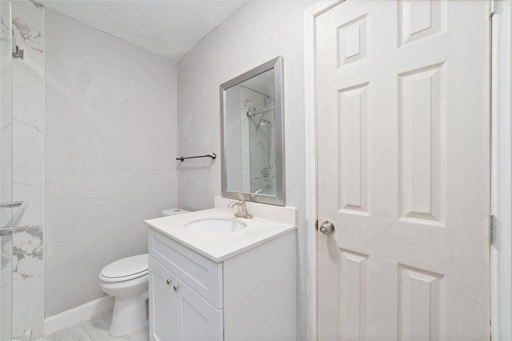 11715 Almeda Genoa Road, Houston, TX 77034 11715 Almeda Genoa Road, Houston, TX 77034