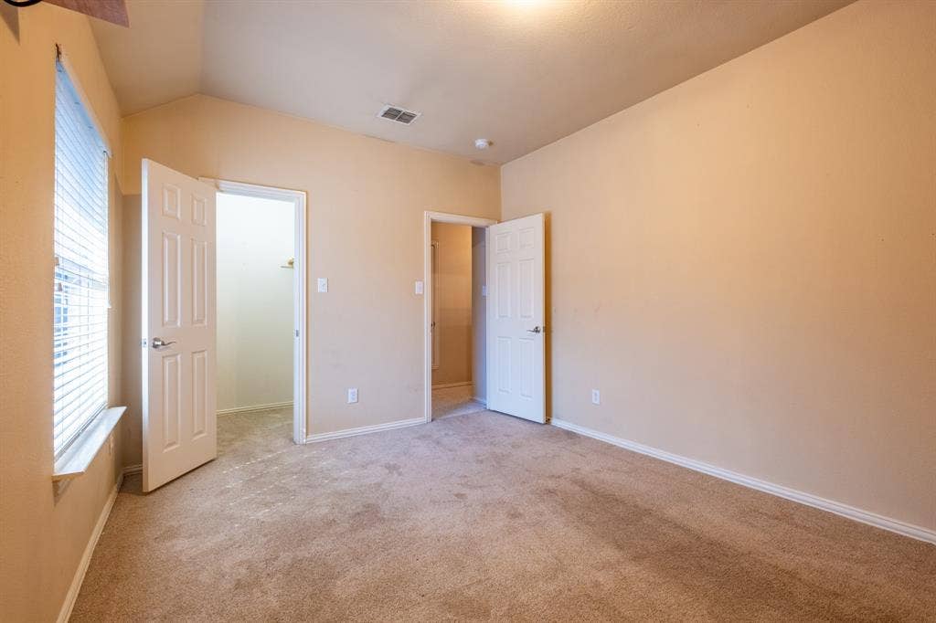 1619 Mallard Drive, Corinth, TX 76210