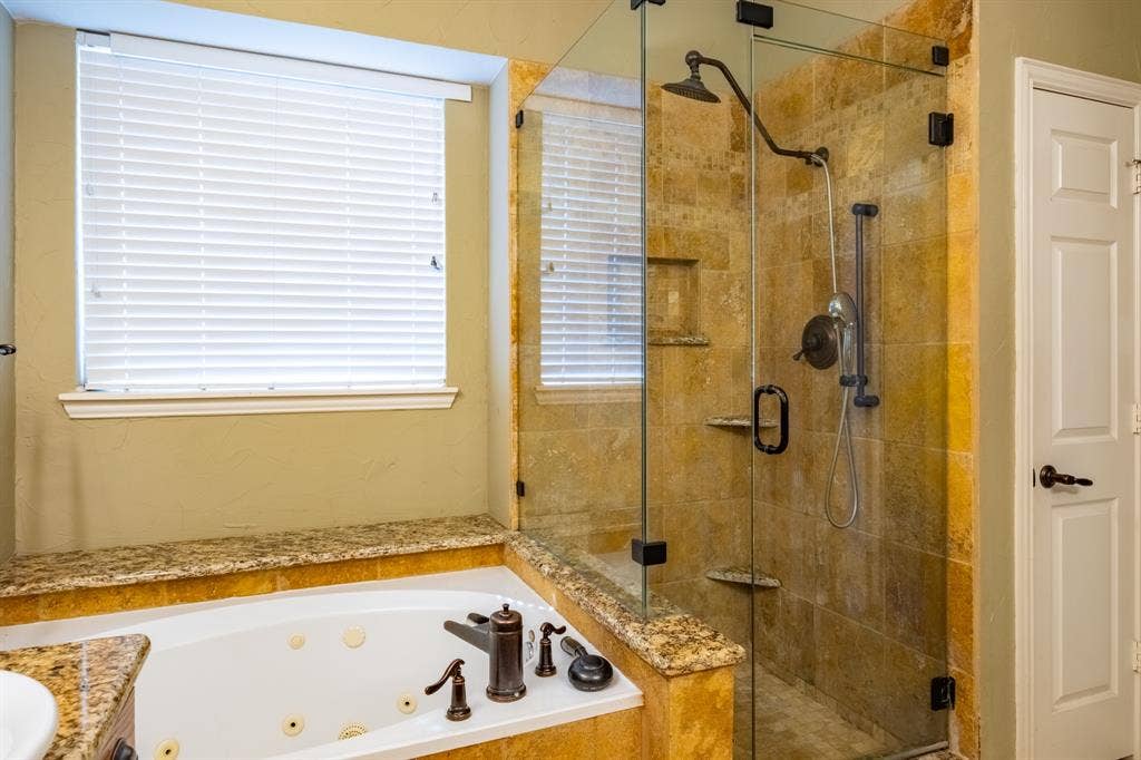 1619 Mallard Drive, Corinth, TX 76210