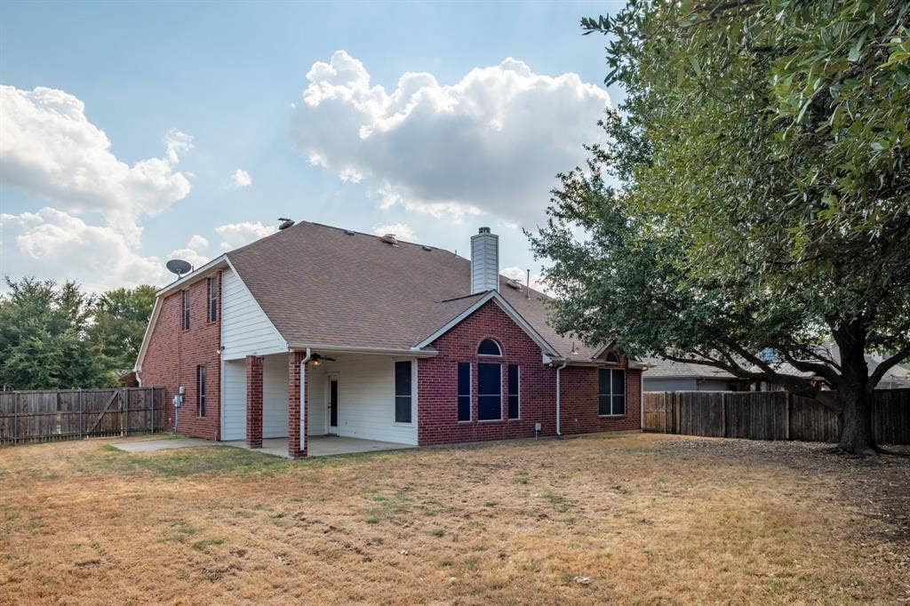1619 Mallard Drive, Corinth, TX 76210