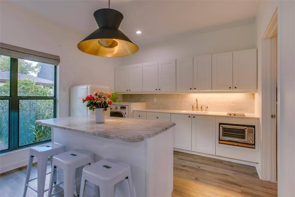 1719 Corday Street, Dallas, TX 75218 ADU Kitchen