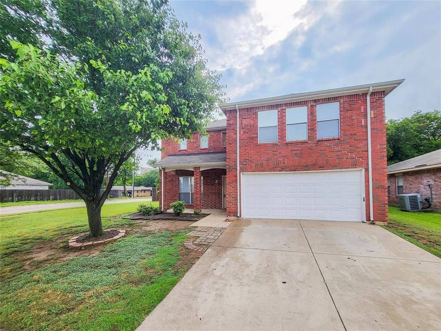 Property photo for 372 Marsha Street, Saginaw, TX