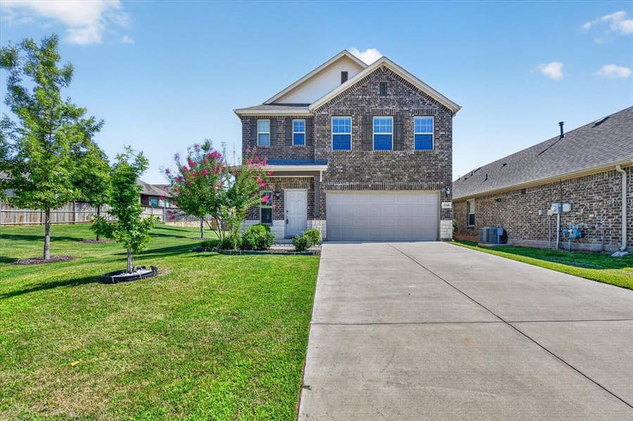 Property photo for 3348 Duncan Way, Corinth, TX