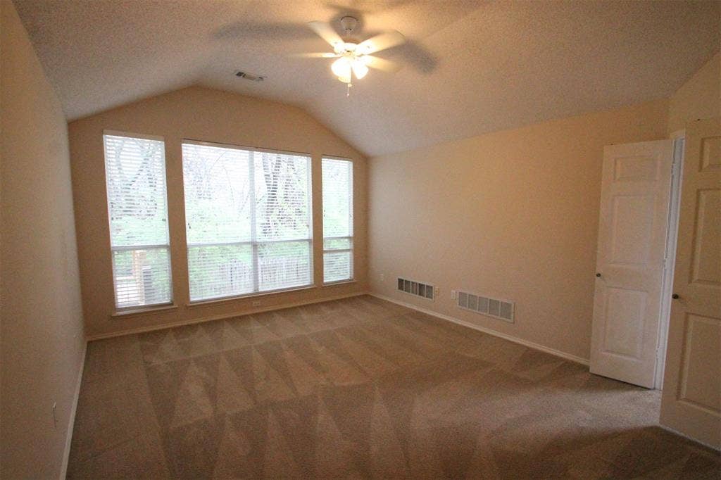2920 COVENTRY LN, McKinney, TX 75069 2920 COVENTRY LN, McKinney, TX 75069