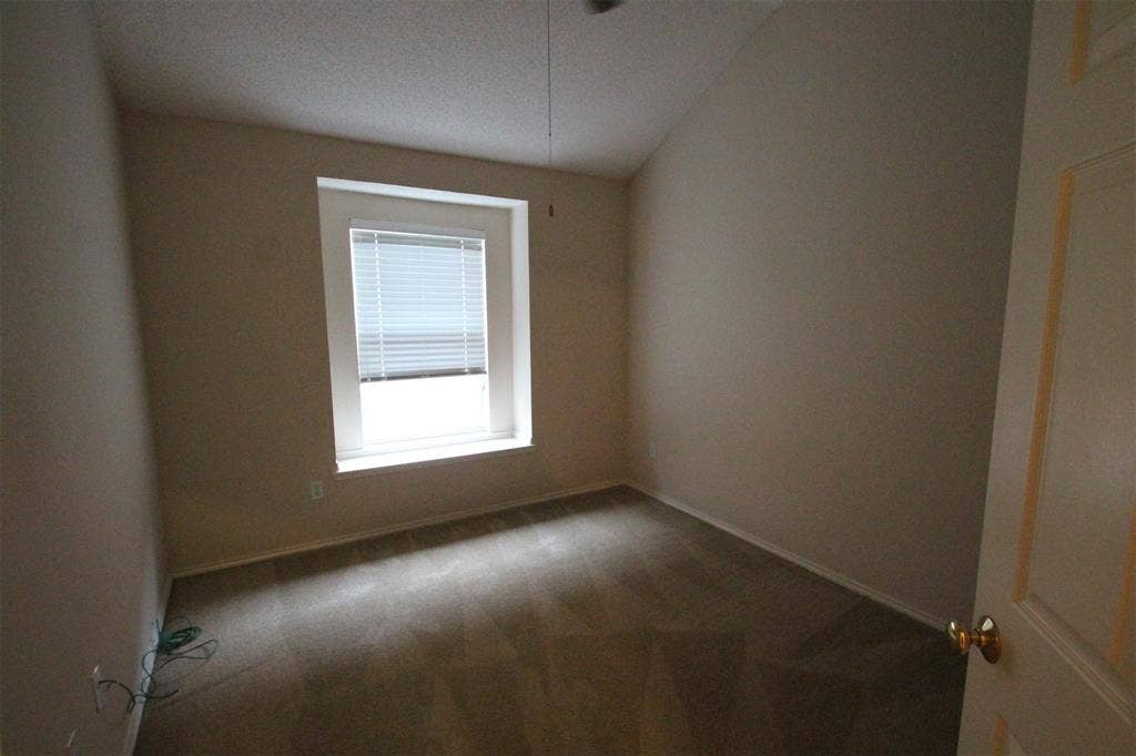 2920 COVENTRY LN, McKinney, TX 75069 2920 COVENTRY LN, McKinney, TX 75069
