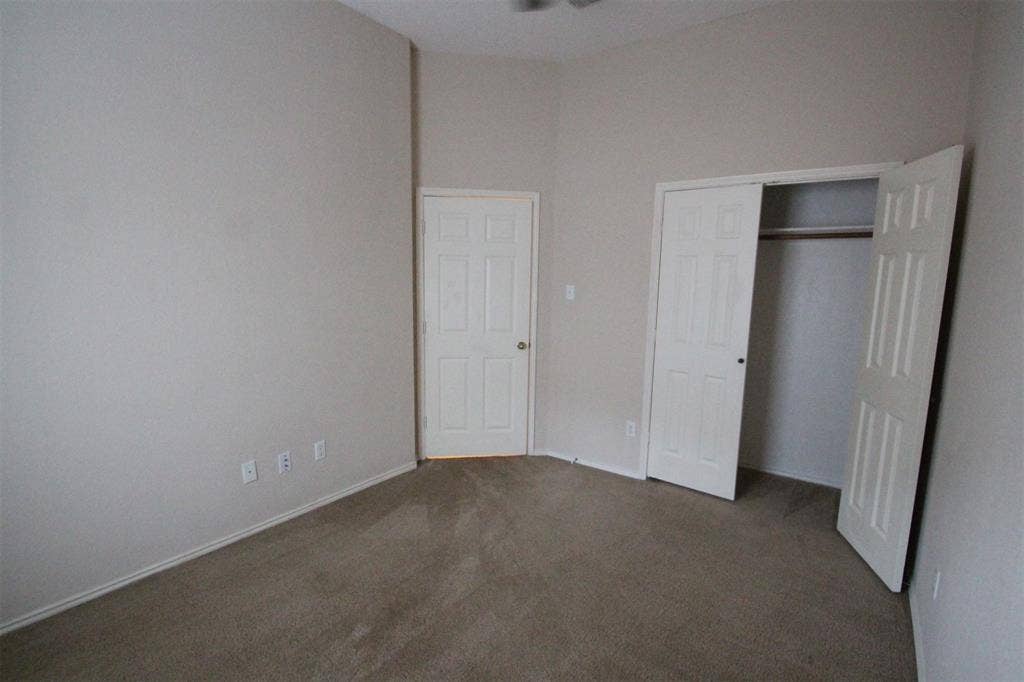 2920 COVENTRY LN, McKinney, TX 75069 2920 COVENTRY LN, McKinney, TX 75069