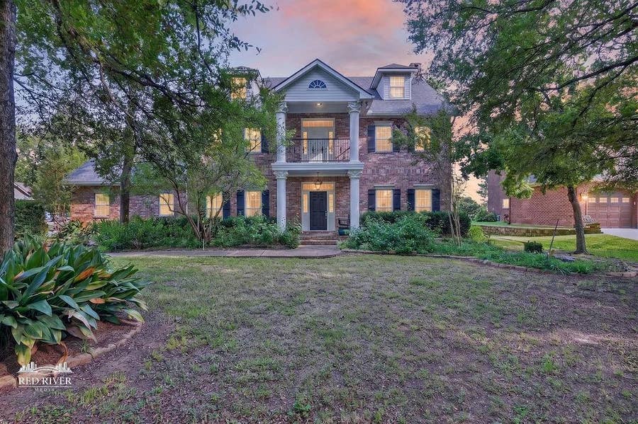 Property photo for 2309 N Cross Drive, Shreveport, LA