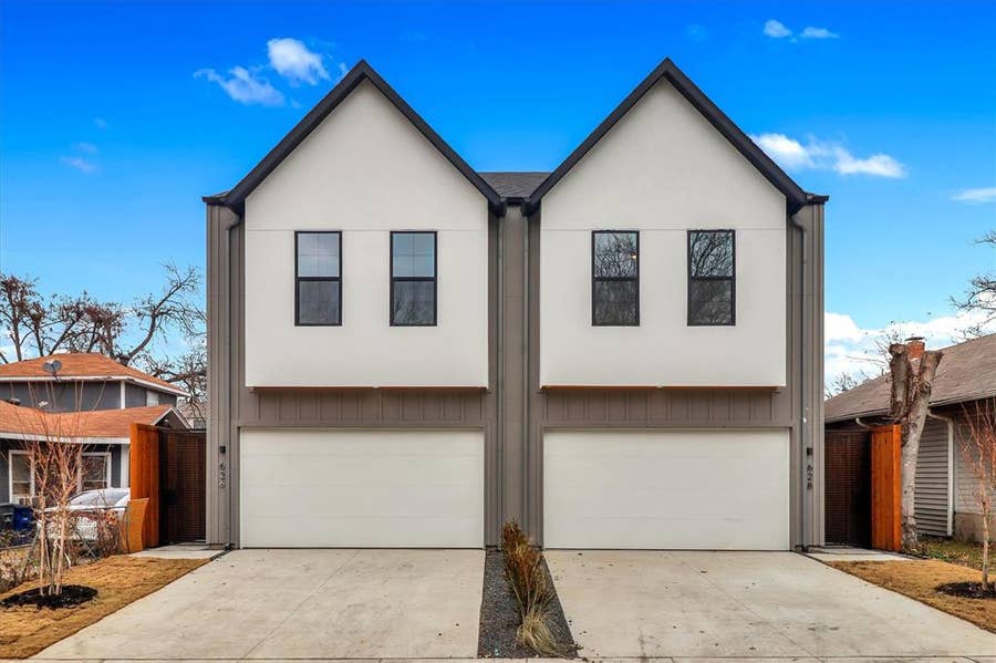 Property photo for 628 Wayne Street, Dallas, TX