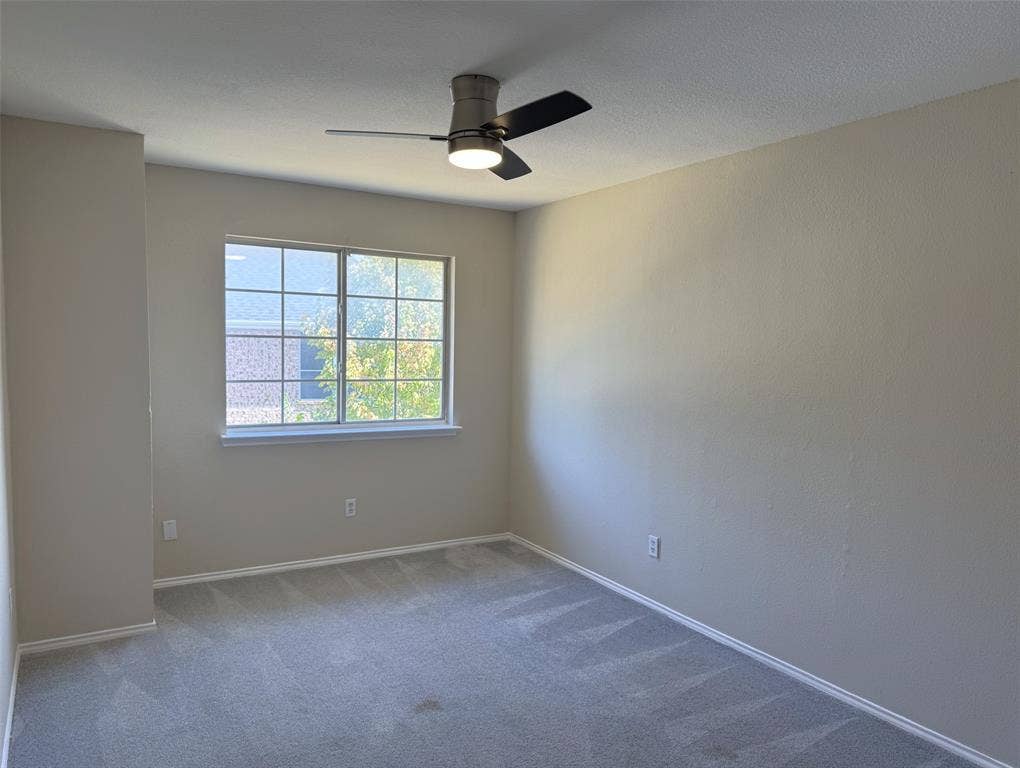 3204 Windridge Lane, Corinth, TX 76208