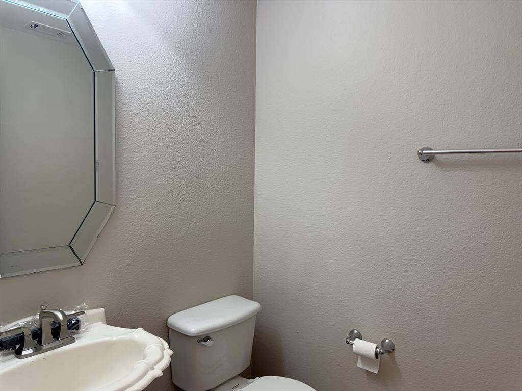 3204 Windridge Lane, Corinth, TX 76208