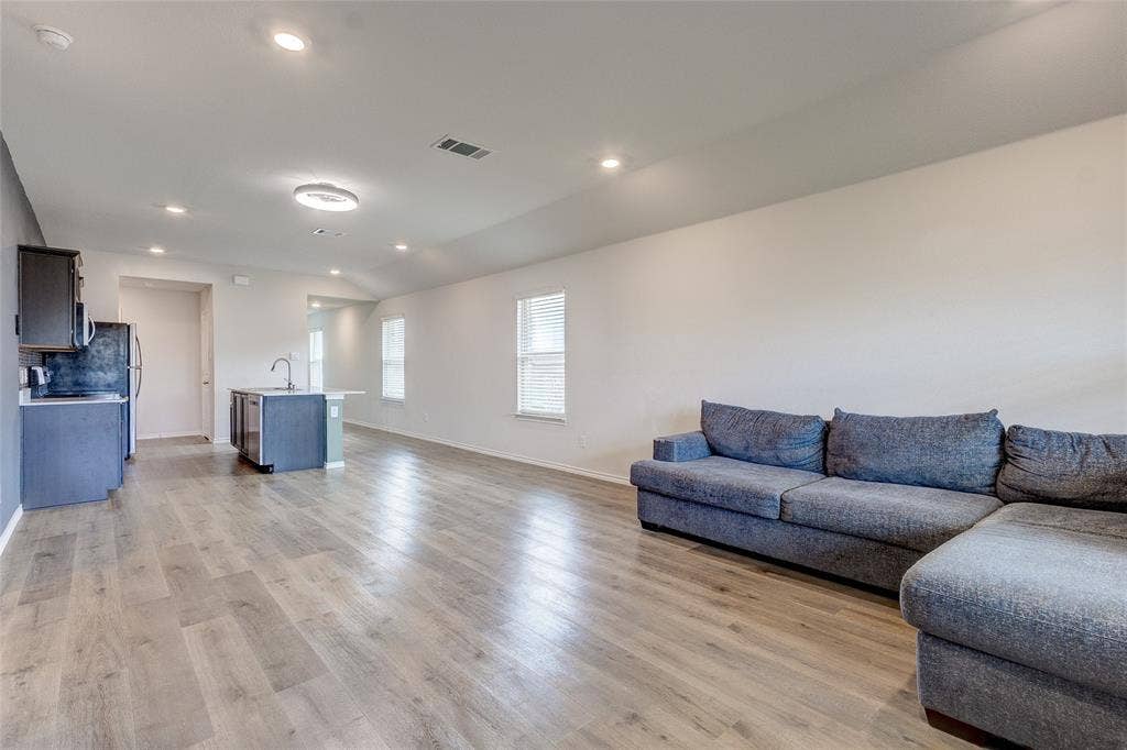 1016 Rio Bravo Drive, Forney, TX 75126 1016 Rio Bravo Drive, Forney, TX 75126