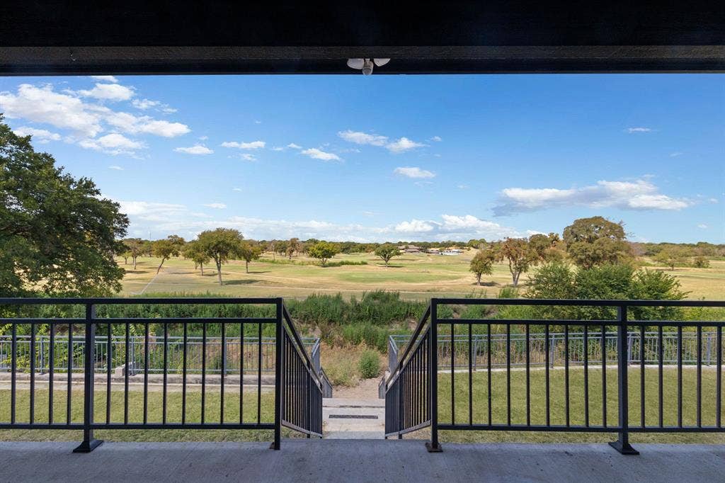 3648 Bluegrass Drive, Grand Prairie, TX 75052 3648 Bluegrass Drive, Grand Prairie, TX 75052