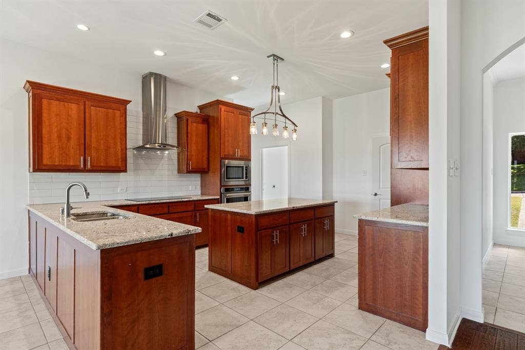 3648 Bluegrass Drive, Grand Prairie, TX 75052 3648 Bluegrass Drive, Grand Prairie, TX 75052