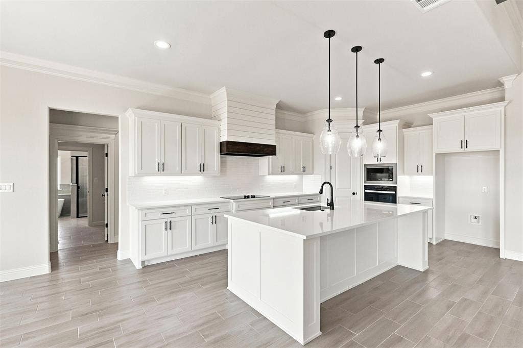3155 Infinity Drive, Weatherford, TX 76087 3155 Infinity Drive, Weatherford, TX 76087
