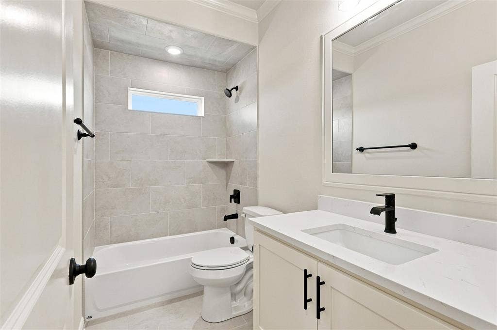 3155 Infinity Drive, Weatherford, TX 76087 3155 Infinity Drive, Weatherford, TX 76087