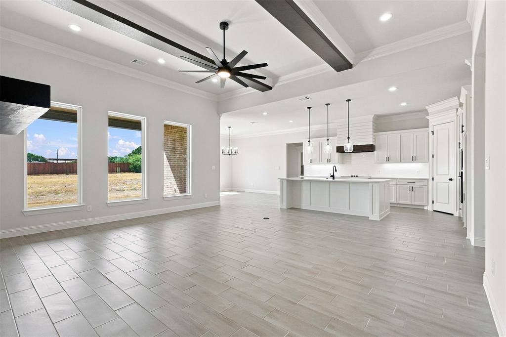 3155 Infinity Drive, Weatherford, TX 76087 3155 Infinity Drive, Weatherford, TX 76087