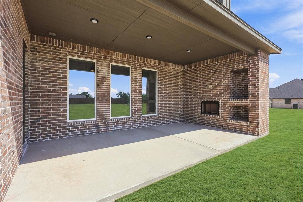 3155 Infinity Drive, Weatherford, TX 76087 3155 Infinity Drive, Weatherford, TX 76087