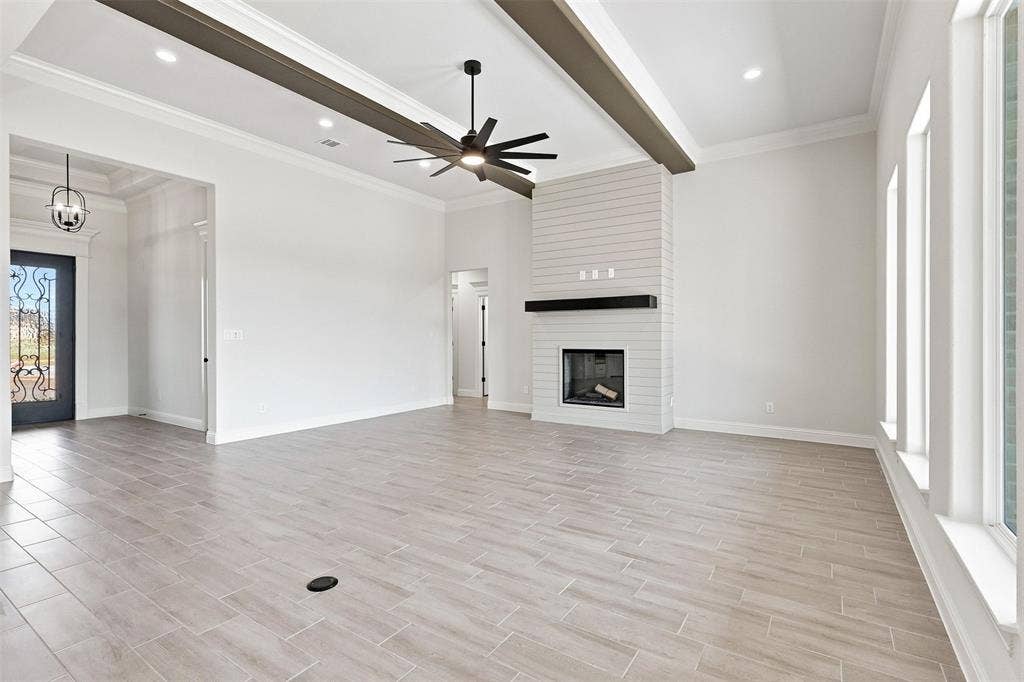 3155 Infinity Drive, Weatherford, TX 76087 3155 Infinity Drive, Weatherford, TX 76087