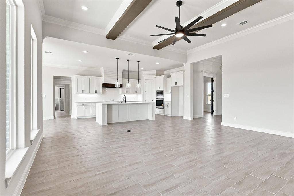 3155 Infinity Drive, Weatherford, TX 76087 3155 Infinity Drive, Weatherford, TX 76087