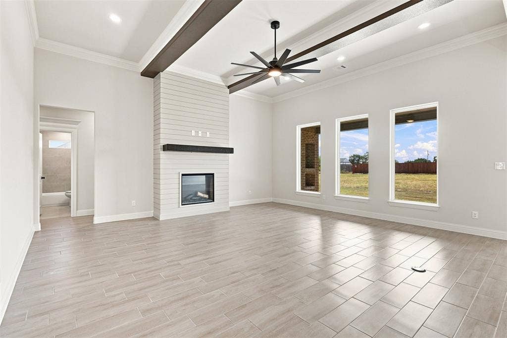 3155 Infinity Drive, Weatherford, TX 76087 3155 Infinity Drive, Weatherford, TX 76087