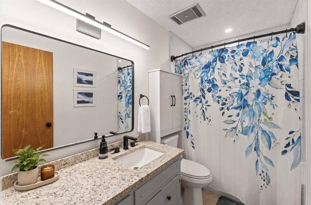 107 Karen Court, Athens, TX 75751 107 Karen Court, Athens, TX 75751