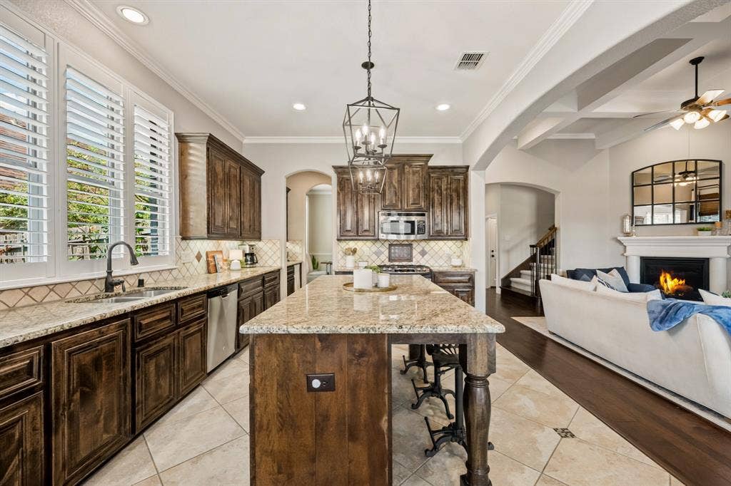 207 Charleston Lane, Fate, TX 75189 207 Charleston Lane, Fate, TX 75189