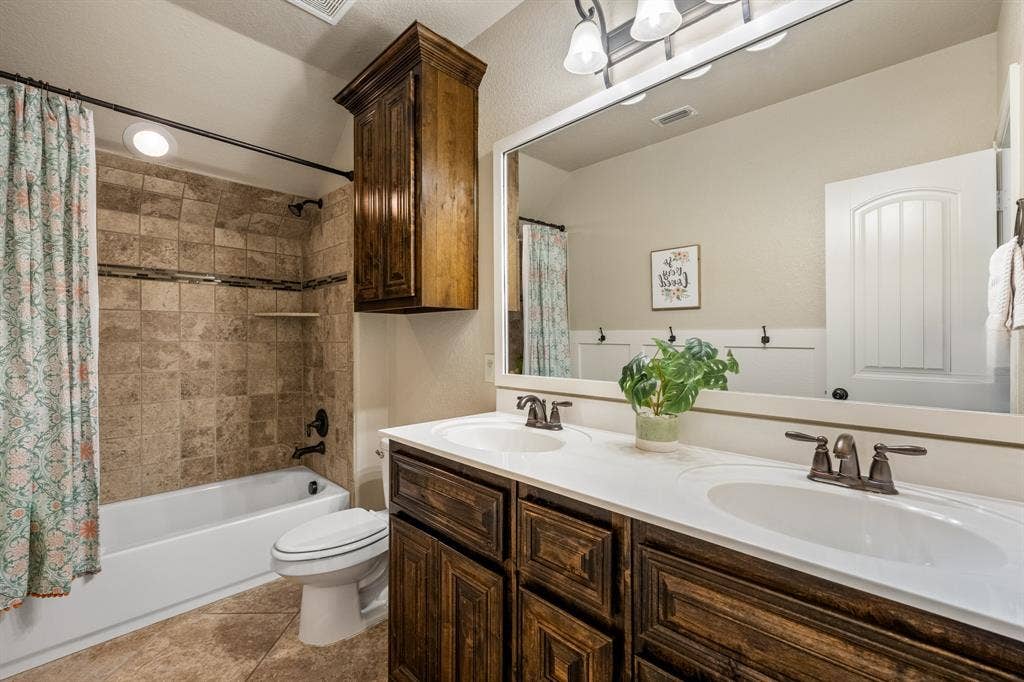207 Charleston Lane, Fate, TX 75189 207 Charleston Lane, Fate, TX 75189