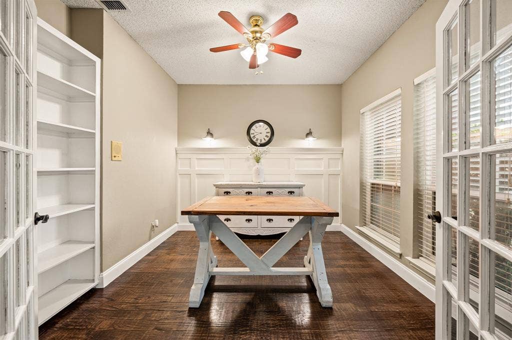 510 Anthony Drive, Euless, TX 76039