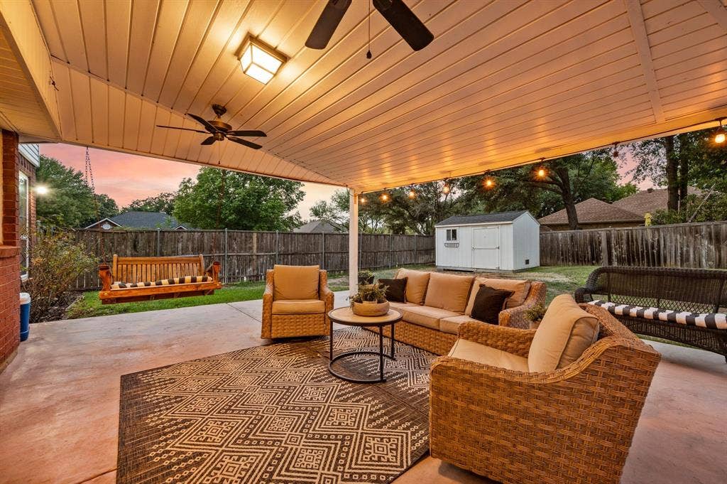 510 Anthony Drive, Euless, TX 76039