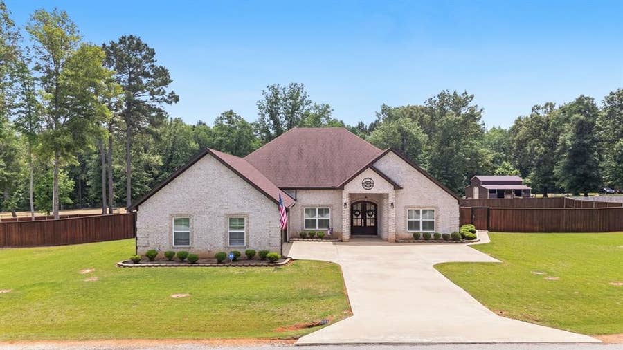 Property photo for 20926 Patriot Circle, Tyler, TX