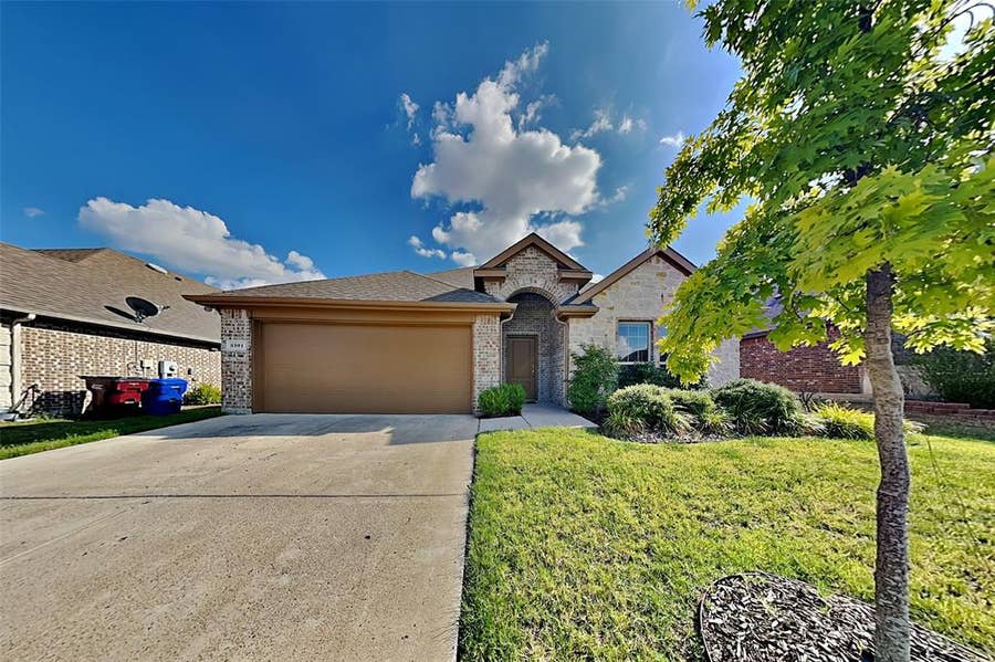 Property photo for 3201 Overlook Drive, Royse City, TX
