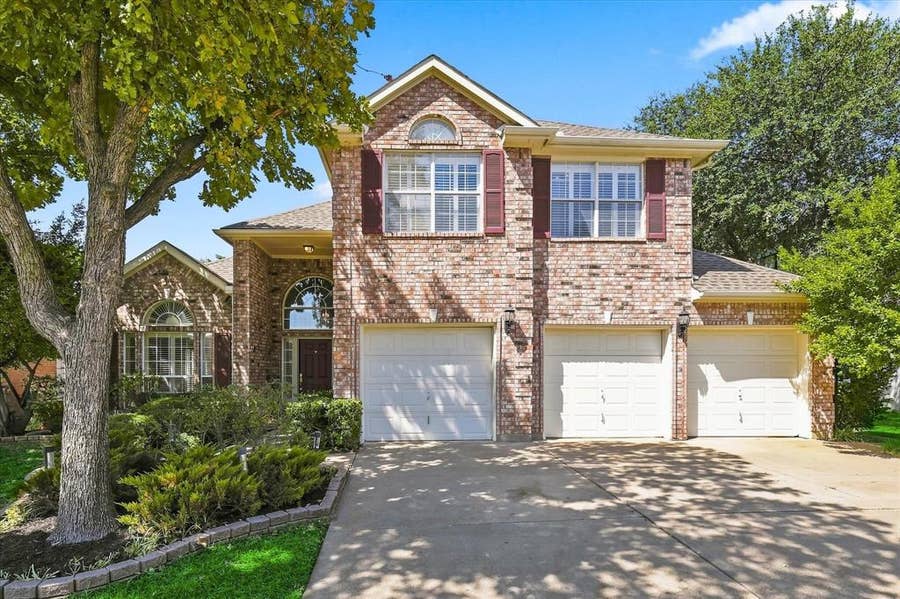 Property photo for 2509 Sycamore Leaf Lane, Flower Mound, TX