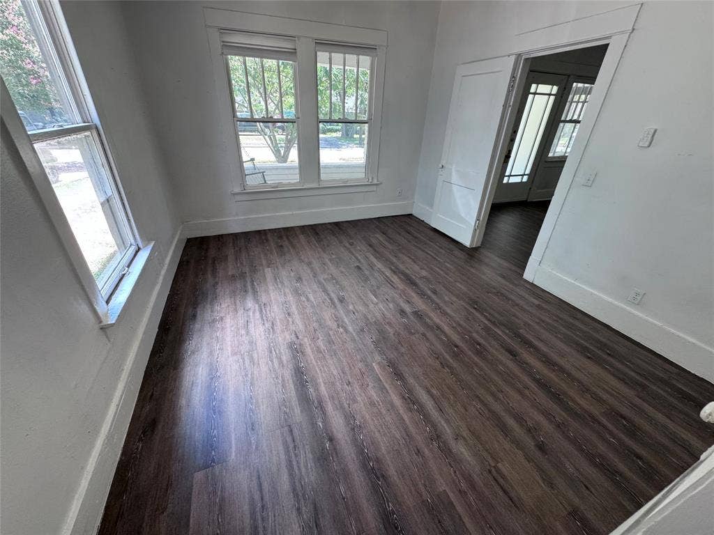 5619 Victor Street, Dallas, TX 75214