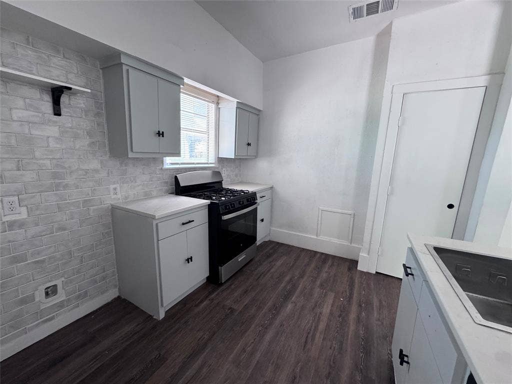 5619 Victor Street, Dallas, TX 75214