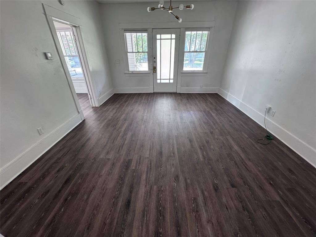 5619 Victor Street, Dallas, TX 75214