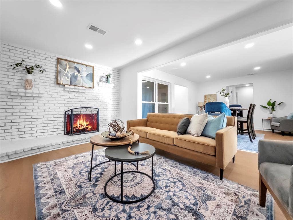 1802 Fairfax Lane, Carrollton, TX 75006 1802 Fairfax Lane, Carrollton, TX 75006