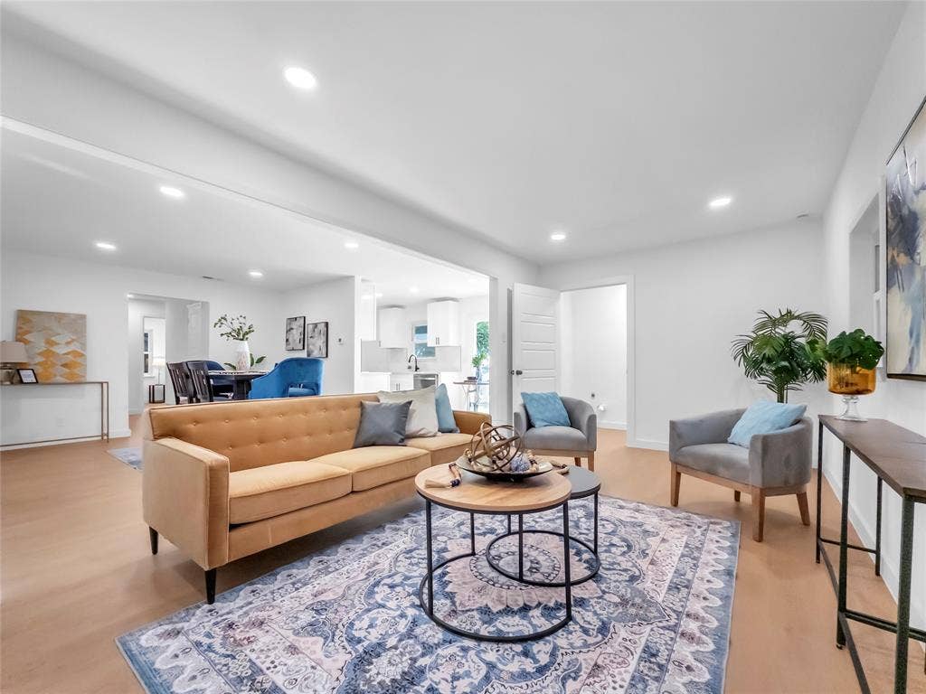 1802 Fairfax Lane, Carrollton, TX 75006 1802 Fairfax Lane, Carrollton, TX 75006