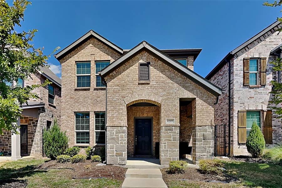 Property photo for 4109 Stockyard Station Lane, Sachse, TX