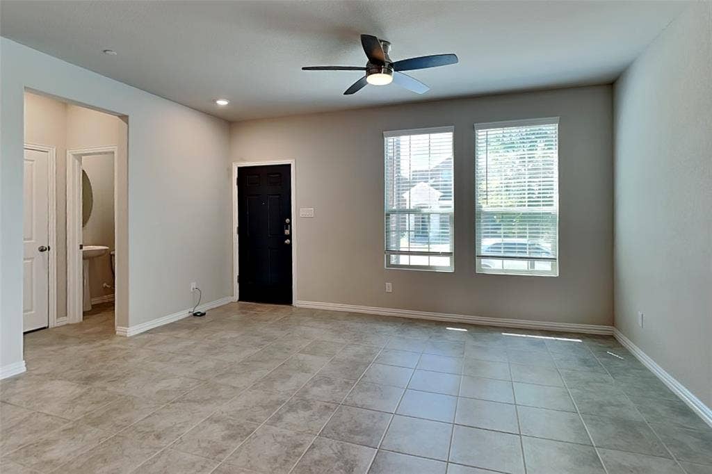 4109 Stockyard Station Lane, Sachse, TX 75048