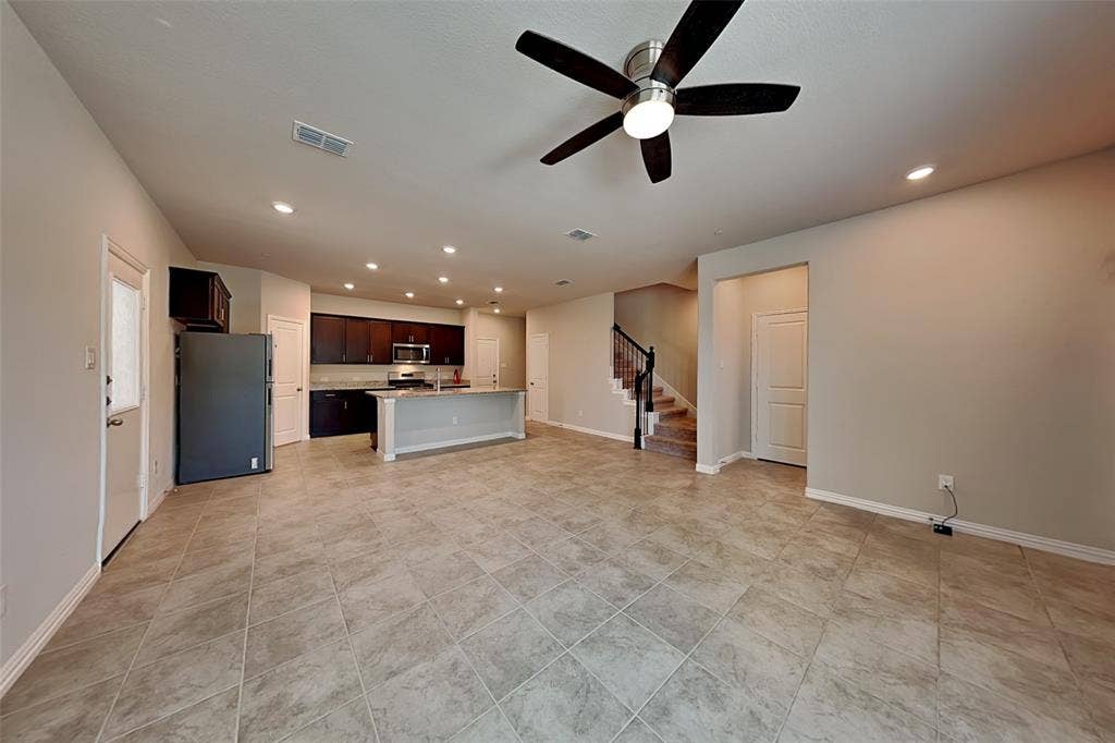 4109 Stockyard Station Lane, Sachse, TX 75048