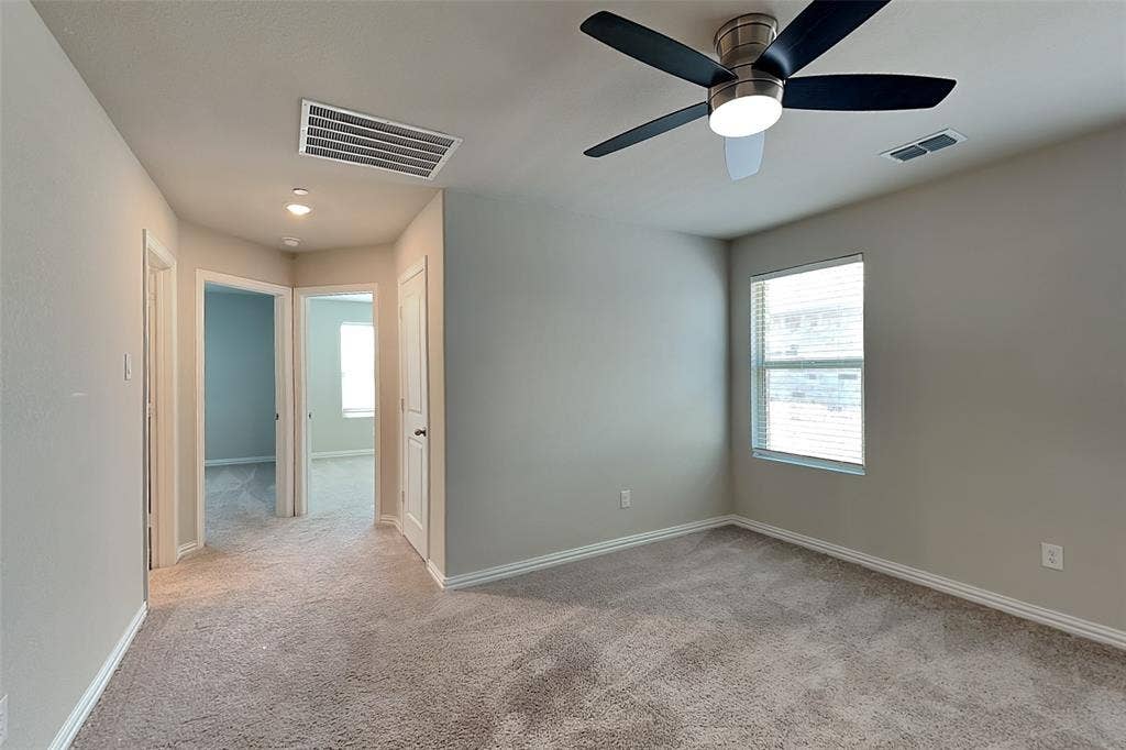 4109 Stockyard Station Lane, Sachse, TX 75048