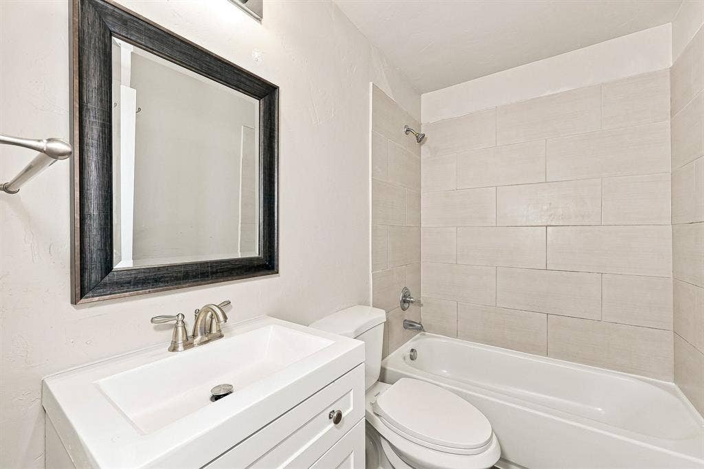 1705 Longview Street, Mesquite, TX 75149 1705 Longview Street, Mesquite, TX 75149